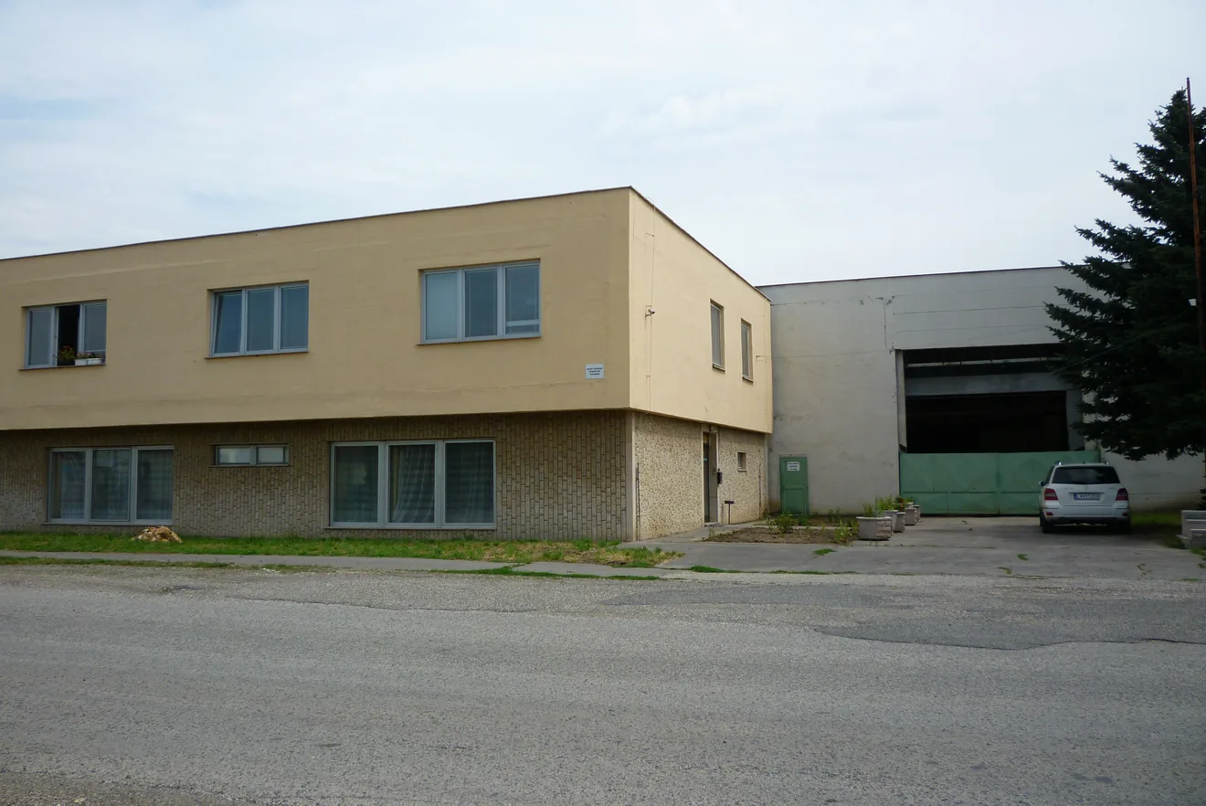 The Zlatý Onyx Levice building
